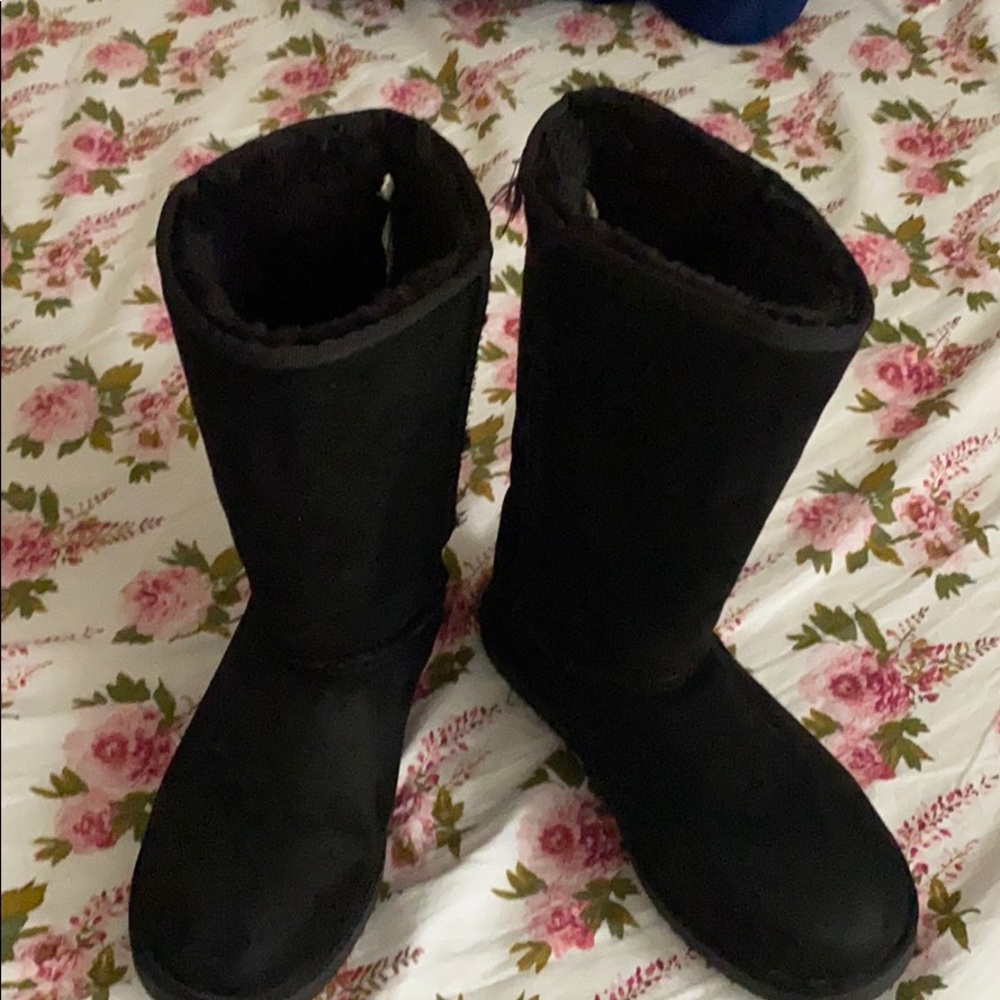 Boot - Picture 1 of 2